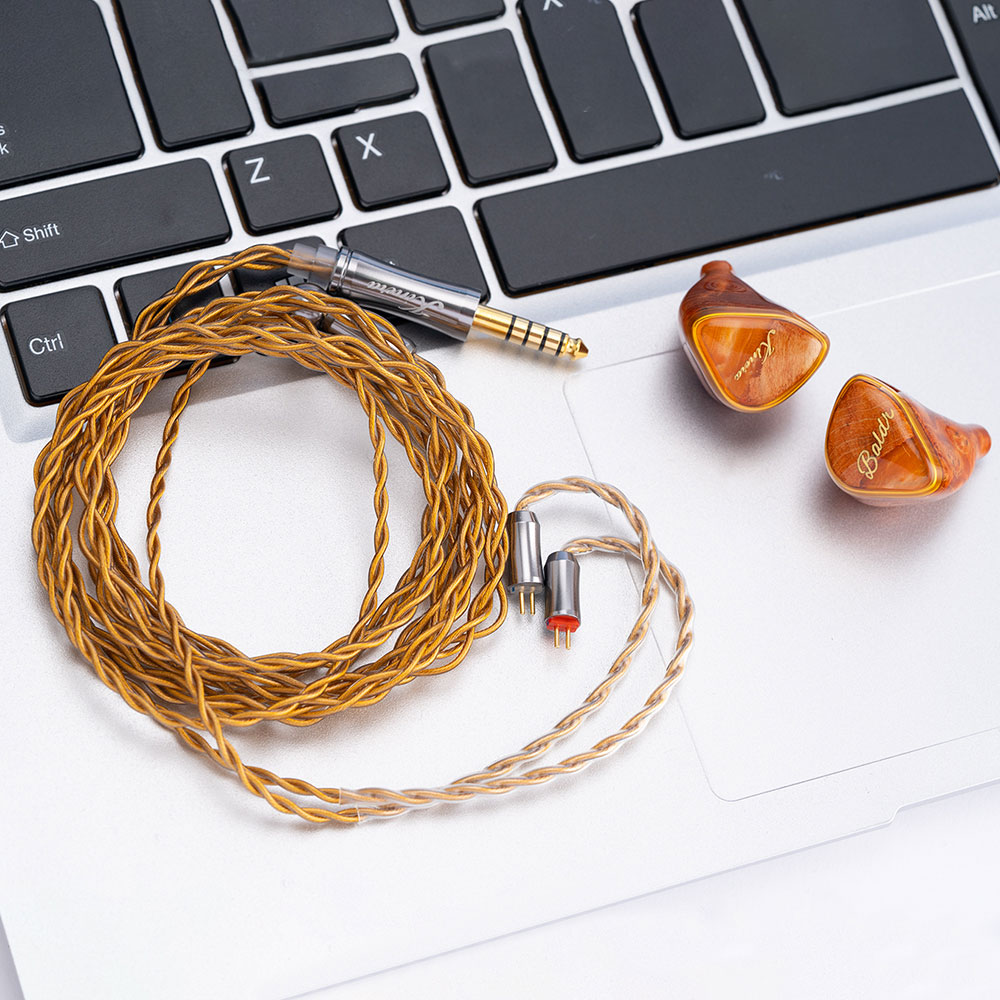 سماعات أذن جديدة من كينيرا بال - مراجعة In Ear Monitor Iem وسعره