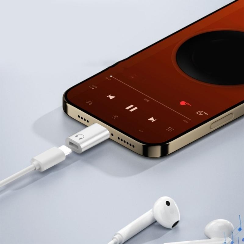 نوع C إلى 8Pin سماعة محول ذكر  - مراجعة Usb C Earphone وسعره