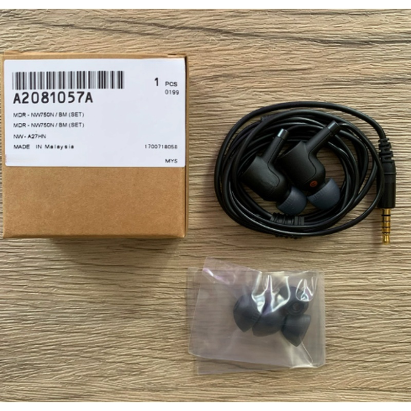 سماعات رأس سلكية بيضاء من سوني - مراجعة Wired Earphone Mic وسعره